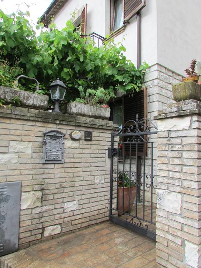 B&B A Casa Mia Sirolo Eksteriør billede